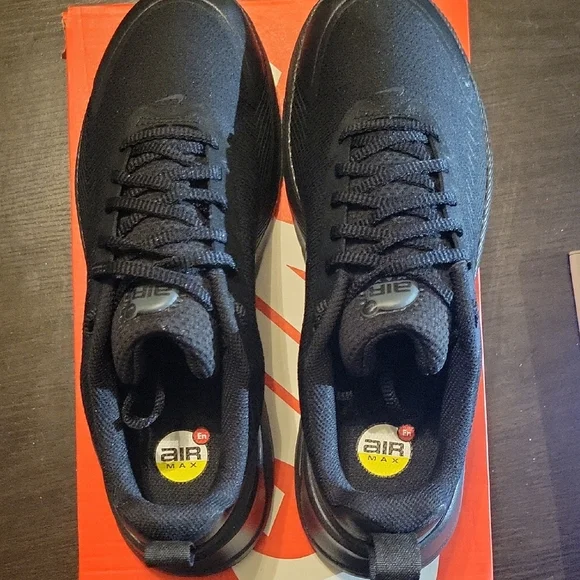 SOLD SOLD SOLD - Picture 6 of 10